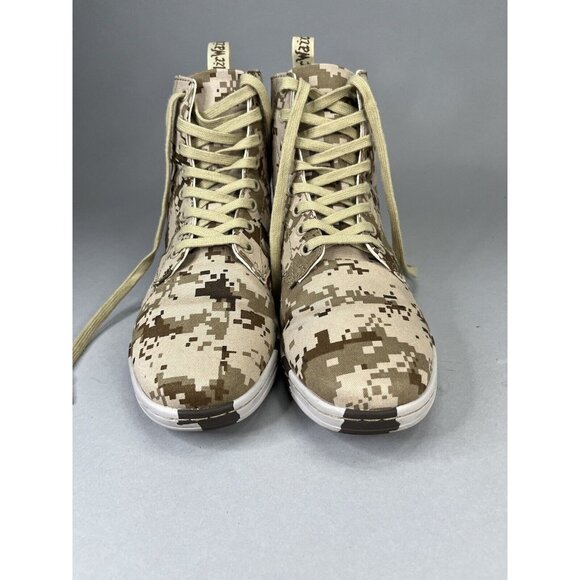 Dr Martens Alfie M9 L10 8 Eye Desert Camo Pixelated Canvas Ankle Boot 42 EU - Picture 4 of 8